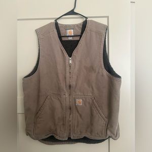 Carhartt vest size L Tall